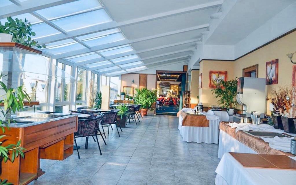 Interhotel America Písek Exterior foto